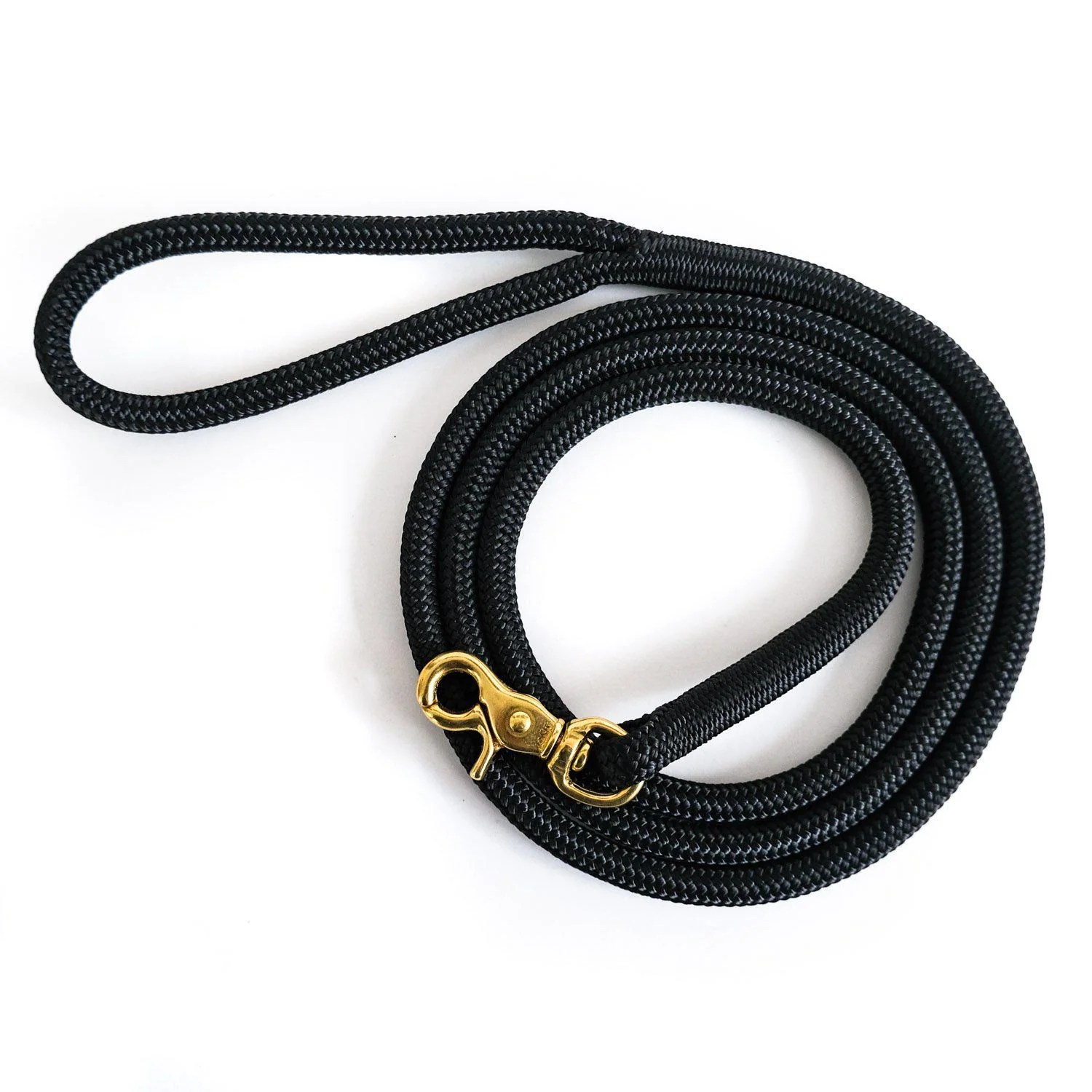 22 mm Brass Snap Hook Dog Rope Leash With Strong Hemster Plastic Clip on Both end. Unique Brass Snap Hook With Fine Quality. Export Premium Quality Dog Rope Leash